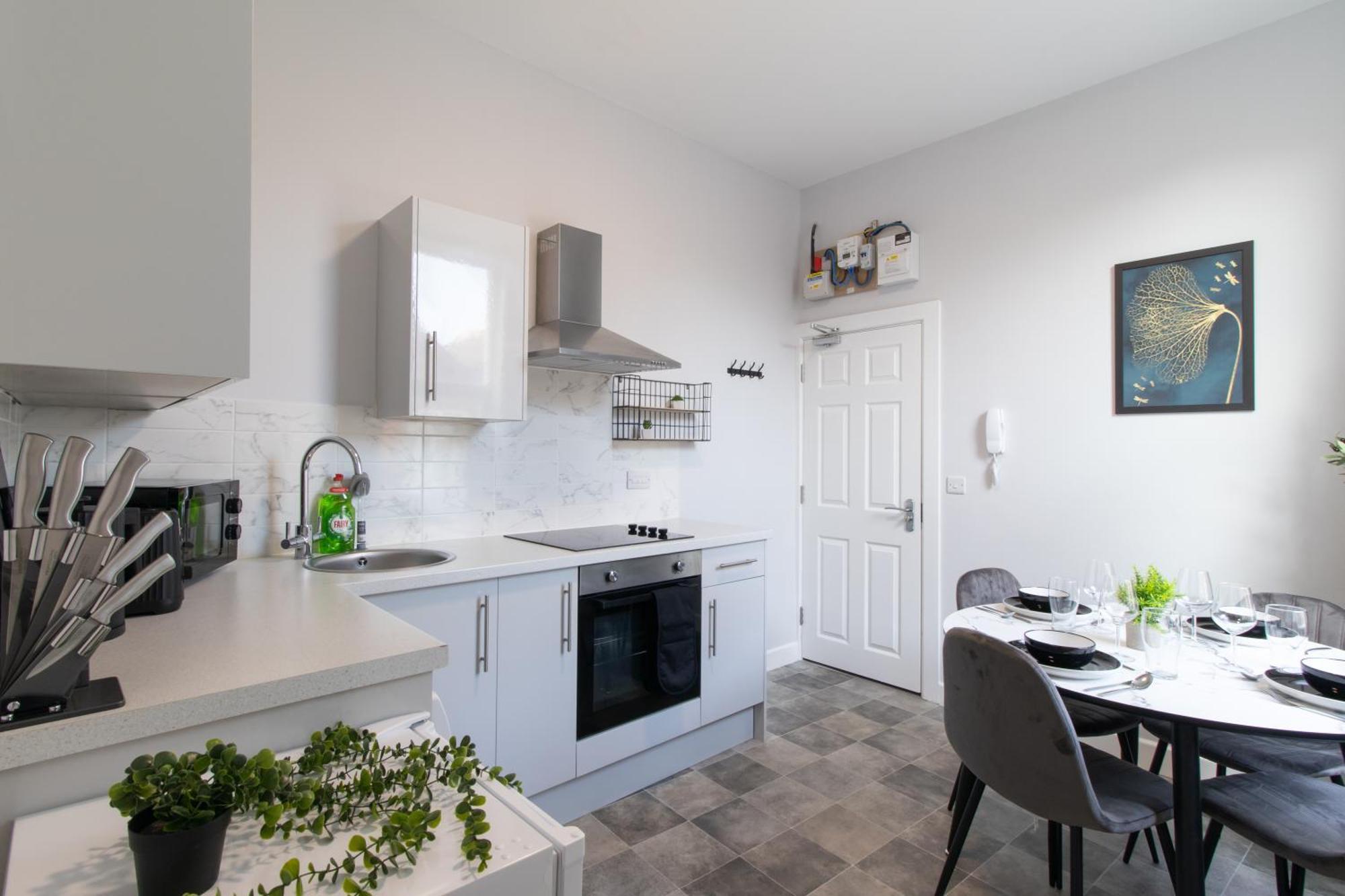 Open Mind Property - Apartment With 2 Double Beds Портсмът Екстериор снимка