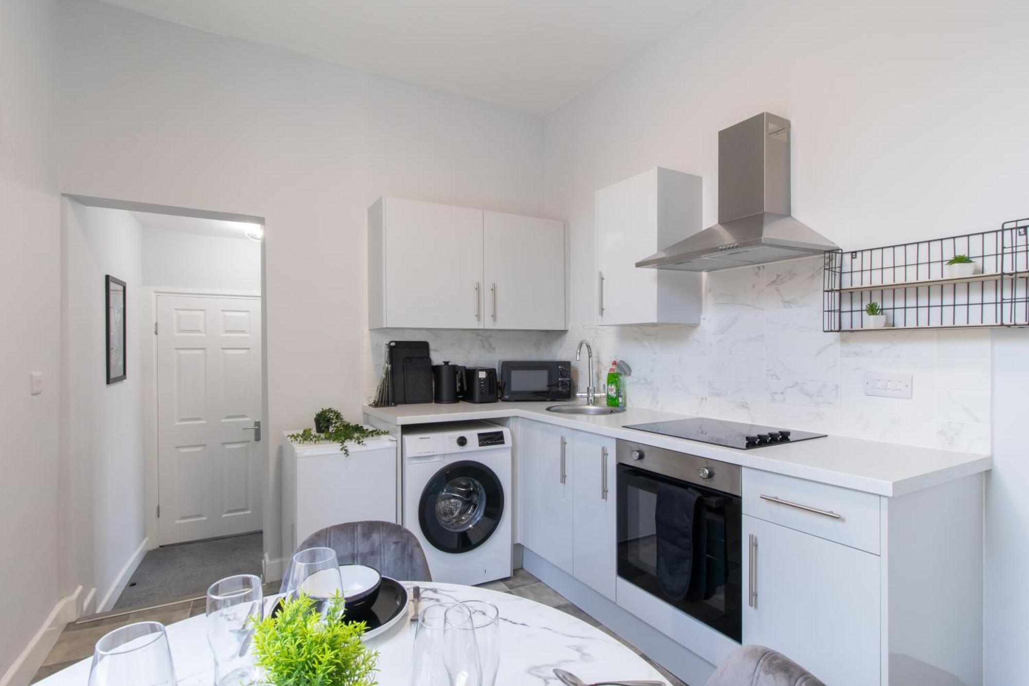 Open Mind Property - Apartment With 2 Double Beds Портсмът Екстериор снимка